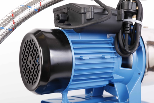 PUMPA blue line PJM 101C domáce vodárne s nádobou Pumpa