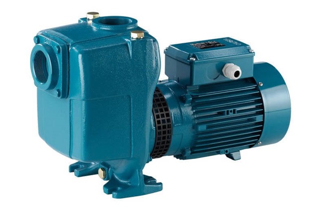 Calpeda AM self-priming centrifugal pump with an open impeller 230V